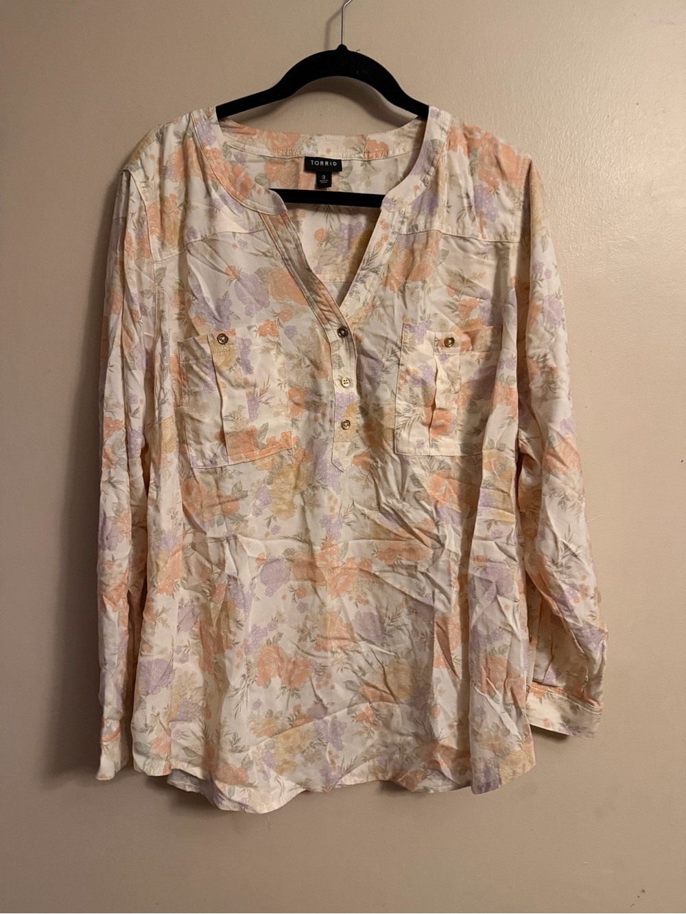 Torrid Floral Long-Sleeve Top in Pale Peach Lavender